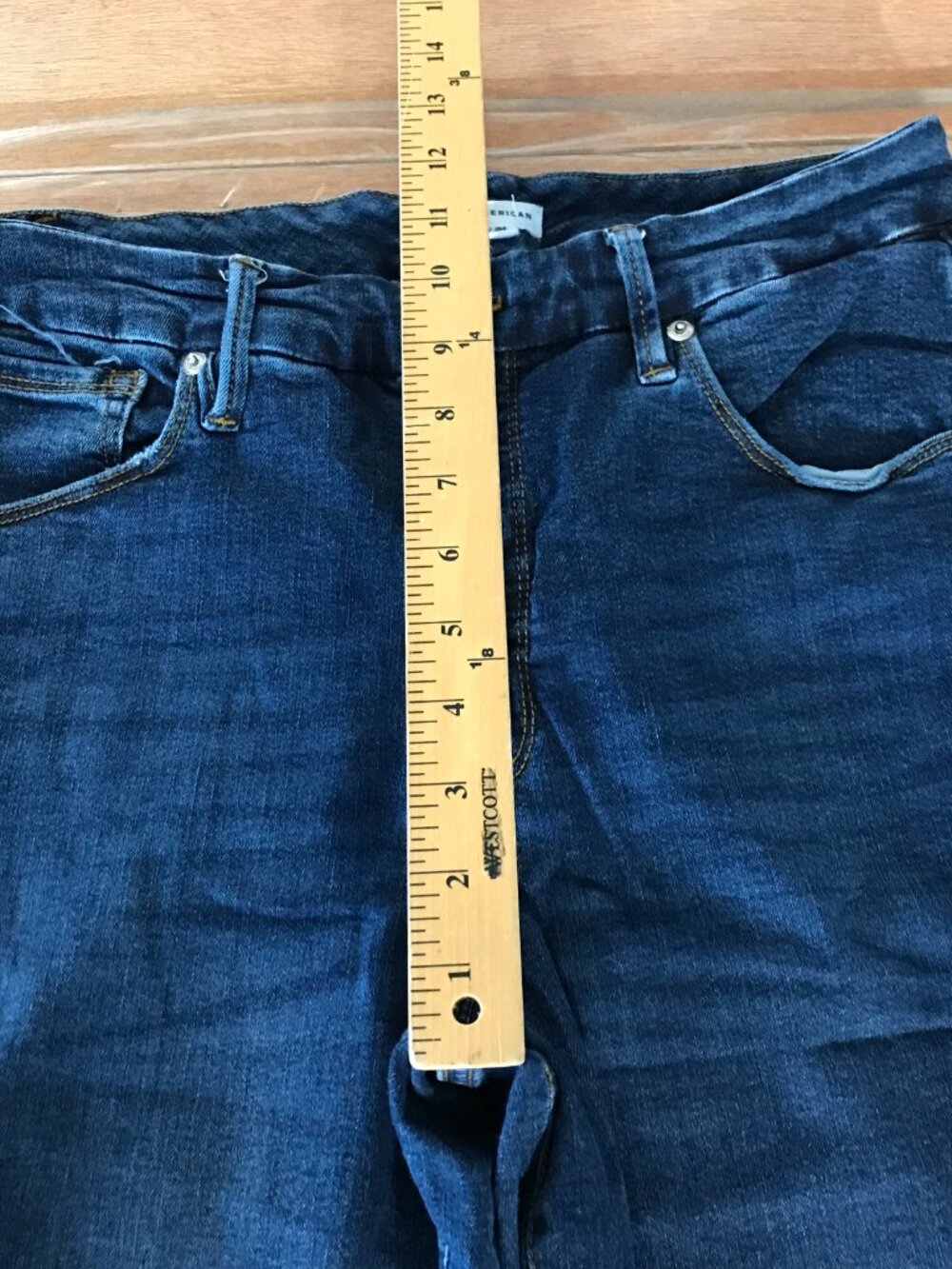 Good American Skinny Jeans Women 12/31 Blue Mid Rise Distressed Dark Wash 18993 - Picture 8 of 11